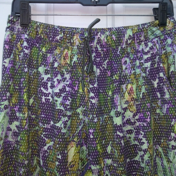 Lululemon Jet Crop Floral Pants - Picture 3 of 6